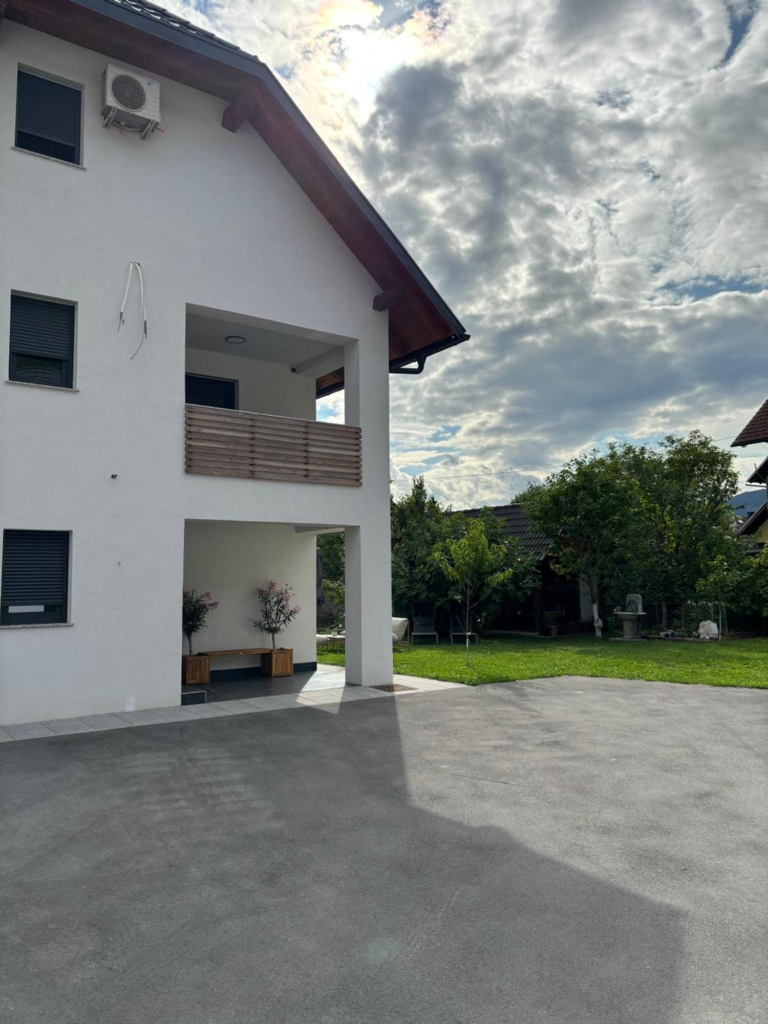 Aura Apartments زيروفنيكا المظهر الخارجي الصورة