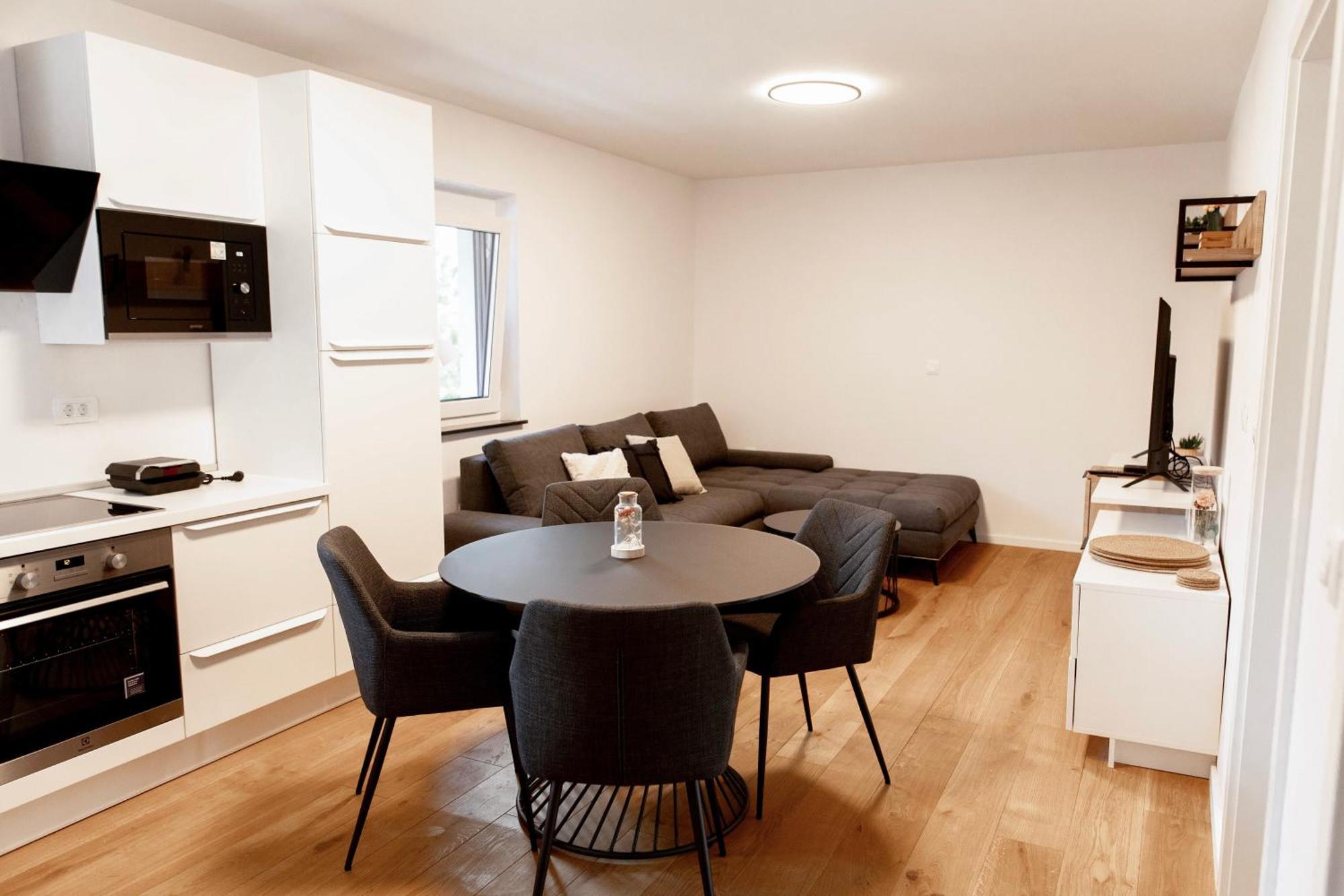 Aura Apartments زيروفنيكا المظهر الخارجي الصورة